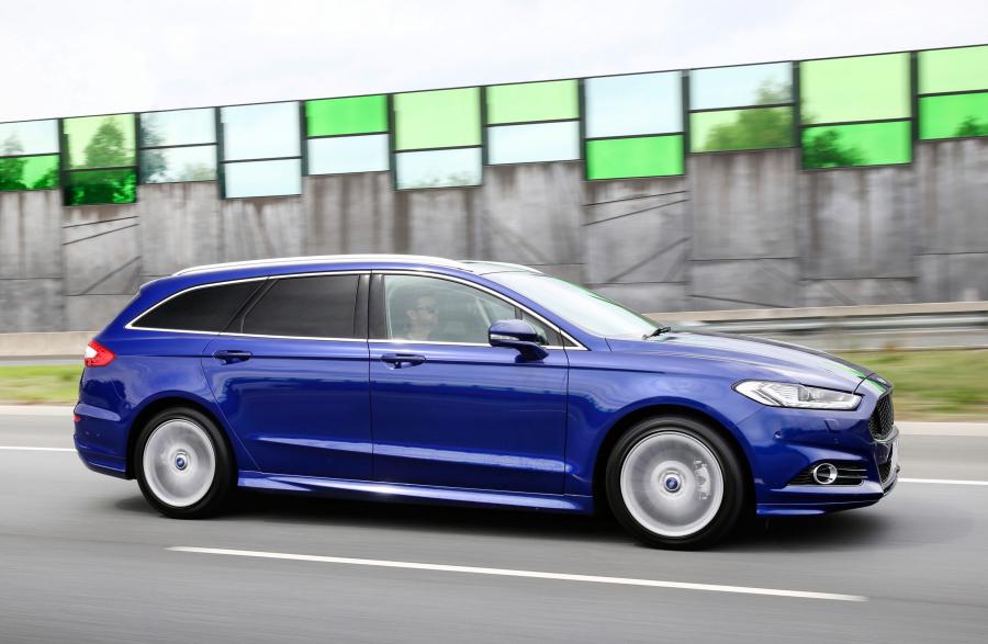  Ford Mondeo Titanium Wagon 2015 года  (AU) (фото 5 из 11)